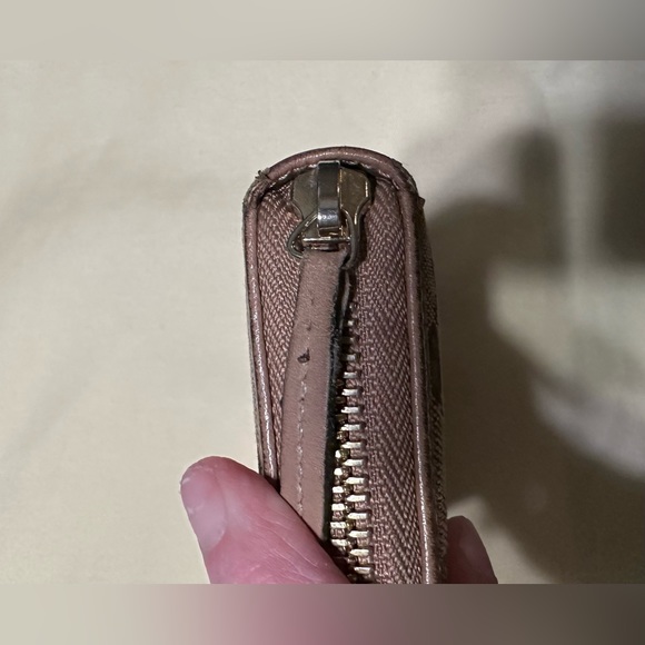 Gucci Wallet - Picture 3 of 14